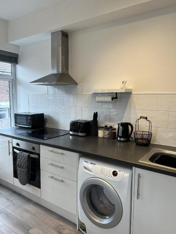 Warner Brothers Apartment Watford  Exteriér fotografie